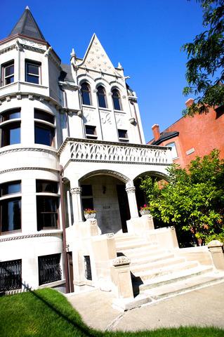 4518 S Drexel Blvd., Chicago, IL 60653