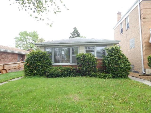 8643 Monticello Ave., Skokie, IL 60076