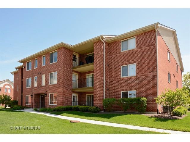 6975 Heritage Cir. #2D, Orland Park, IL 60462