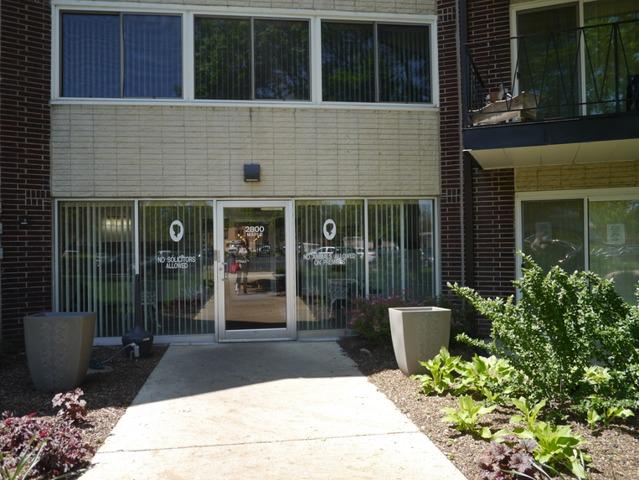 2800 Maple Ave. #1C, Downers Grove, IL 60515