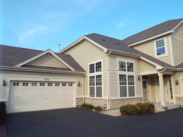 1912 Chase Ln., Aurora, IL 60502