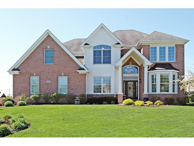 9785 Stonecastle Ln., Lakewood, IL 60014