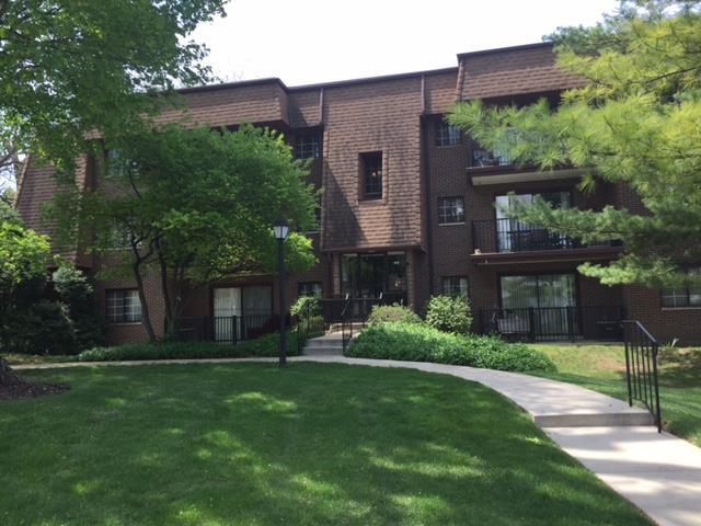 416 Melrose Ave. #101, Glen Ellyn, IL 60137