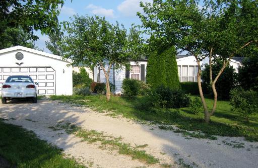 746 Moffet Rd., Paw Paw, IL 61353