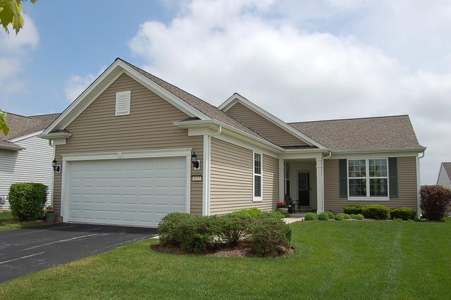 3122 Epstein Cir., Mundelein, IL 60060
