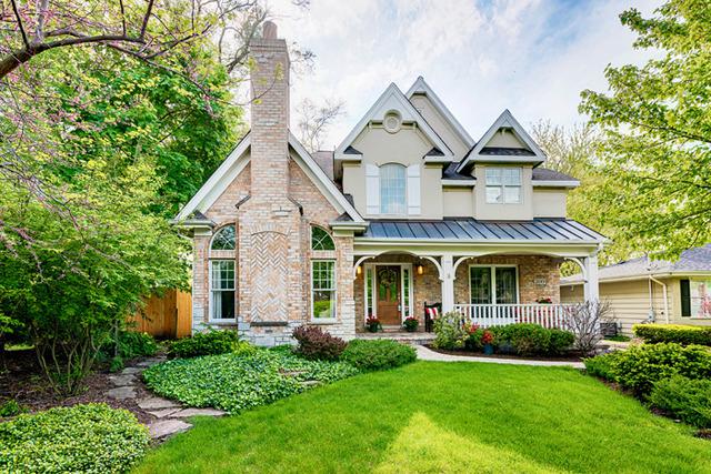 300 Van Damin Ave., Glen Ellyn, IL 60137