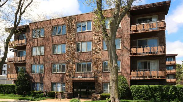 435 Ridge Rd. #405, Wilmette, IL 60091