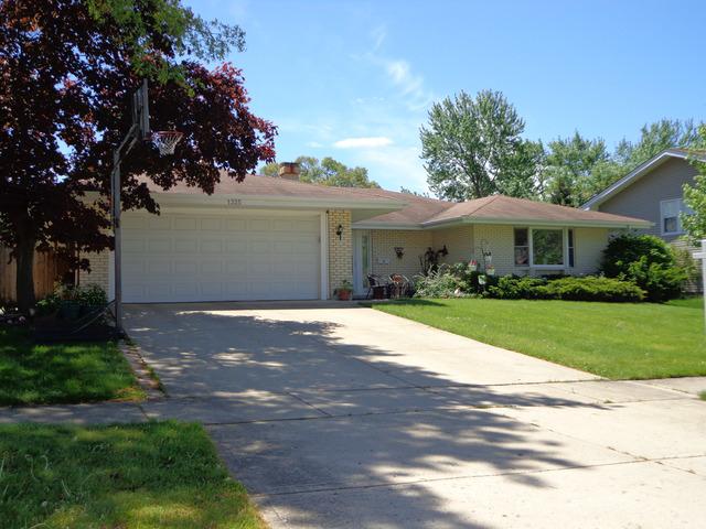 1325 Nottingham Ln., Hoffman Estates, IL 60169