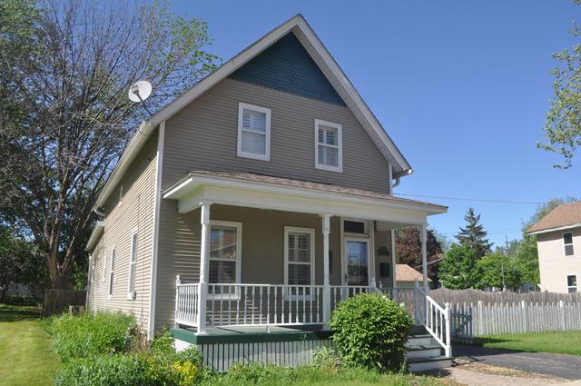 115 Barrington Ave., East Dundee, IL 60118