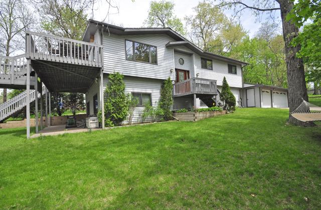 24620 W Oak St., Round Lake, IL 60073