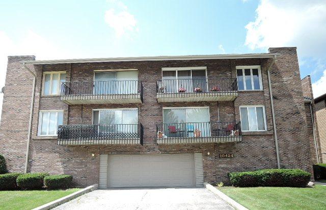 10424 Mayfield Ave. #10, Oak Lawn, IL 60453