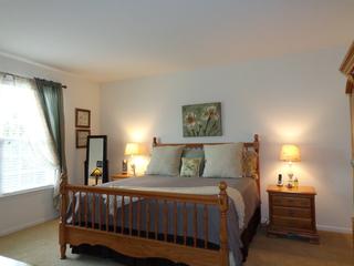 1690 Francis Dr., Pingree Grove, IL 60140