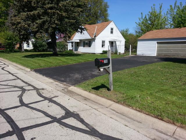 708 Wayne Dr., Machesney Park, IL 61115