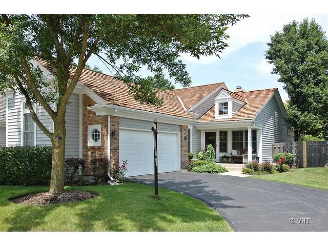 438 Park Barrington Dr., Barrington, IL 60010