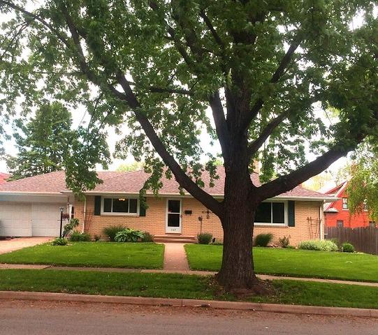 1107 W Glenwood Ave., Joliet, IL 60435