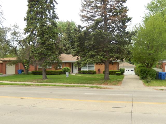 800 S Elmhurst Rd., Mount Prospect, IL 60056