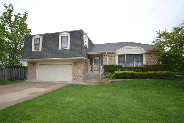 85 Newtown Dr., Buffalo Grove, IL 60089