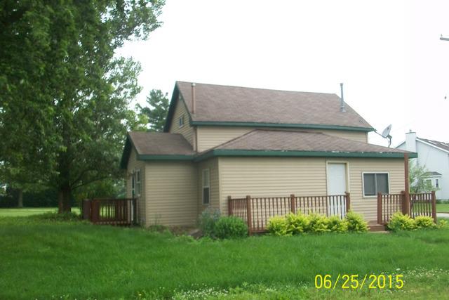 711 First St., Beaverville, IL 60912