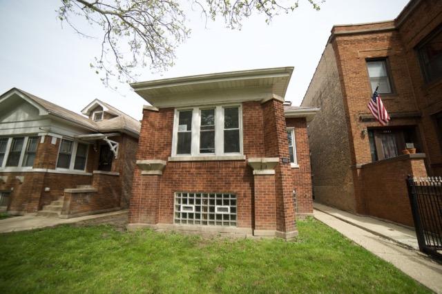 4833 N Ridgeway Ave., Chicago, IL 60625