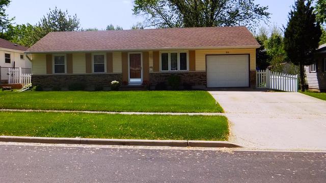 810 Stowell Ave., Streamwood, IL 60107