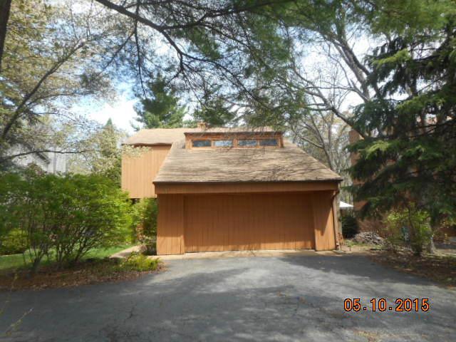 4448 Kirchoff Rd., Rolling Meadows, IL 60008