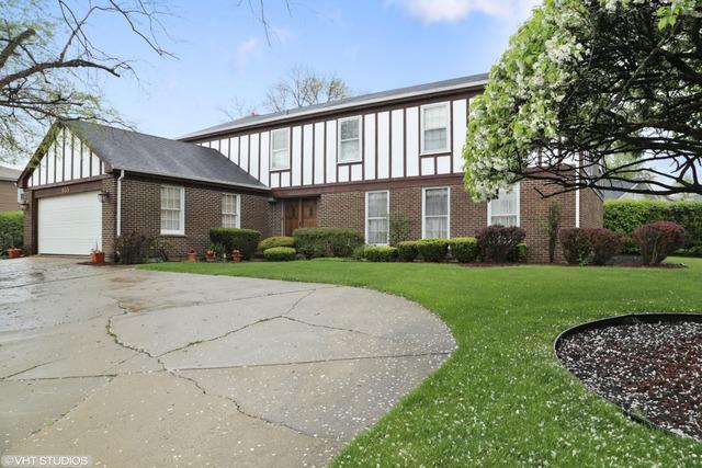 855 Sutton Dr., Northbrook, IL 60062