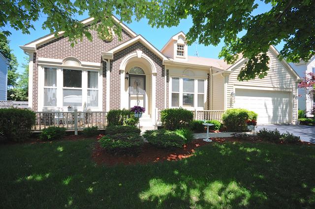 299 N Fiore Pkwy., Vernon Hills, IL 60061