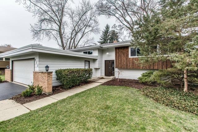 413 Buckeye Dr., Naperville, IL 60540