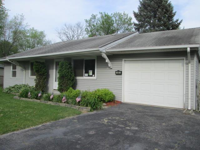 41 S Walnut Ln., Glenwood, IL 60425