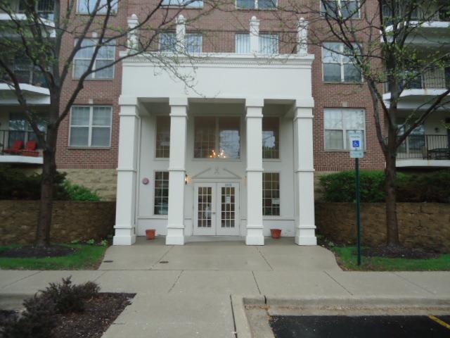 3115 Town Square Dr. #404, Rolling Meadows, IL 60008