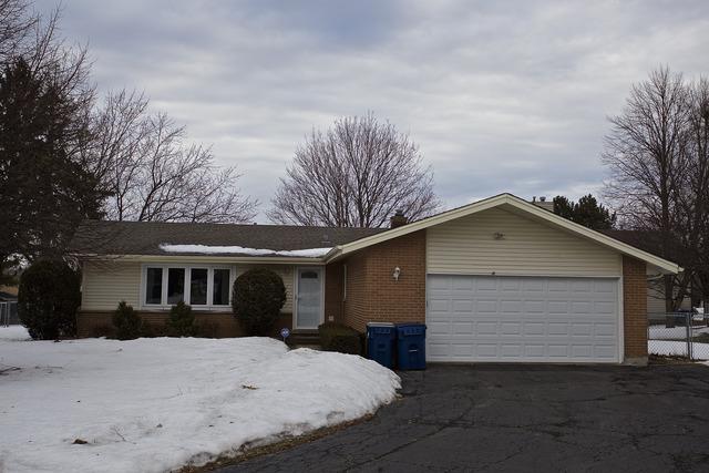 1020 Apple Valley Dr., Bartlett, IL 60103