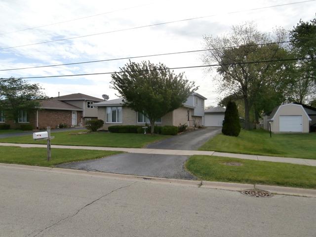 14823 Laramie Ave., Midlothian, IL 60445