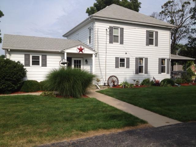 10411 E Kyte Rd., Rochelle, IL 61068