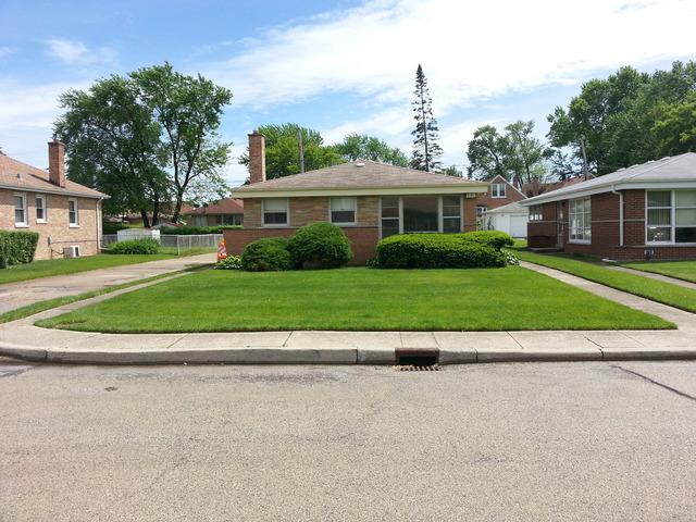 5151 Chase Ave., Skokie, IL 60077