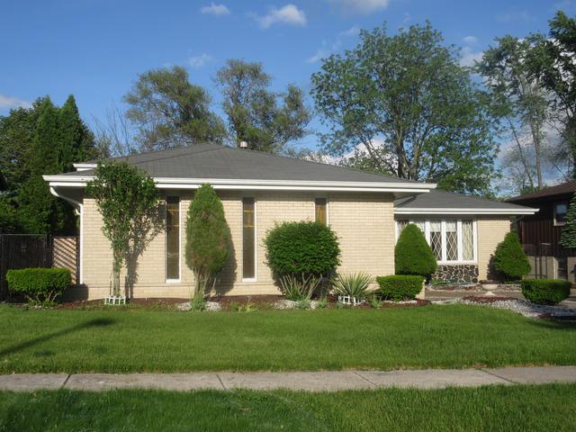 10327 S Alta Dr., Palos Hills, IL 60465