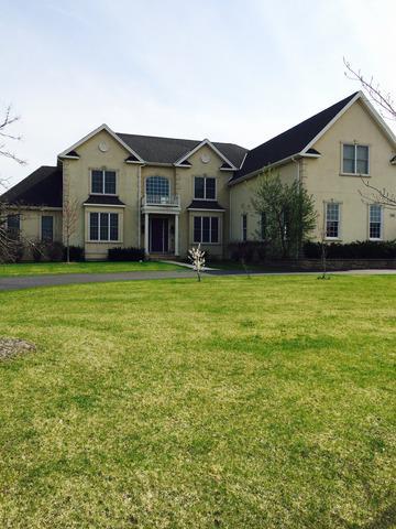 23 Wood Oaks Dr., South Barrington, IL 60010