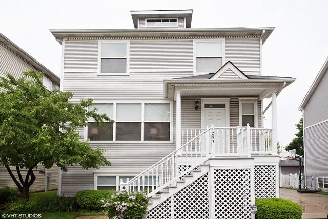 4257 N Kolmar Ave., Chicago, IL 60641