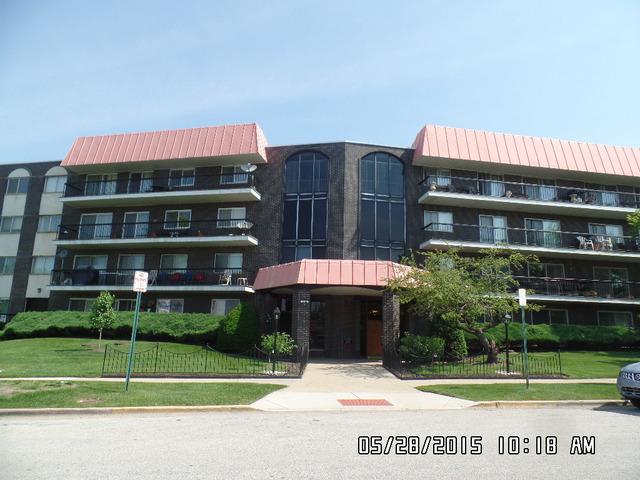 4840 Foster St. #402, Skokie, IL 60077