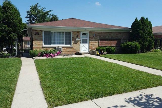 94 W Michael Ln., Addison, IL 60101