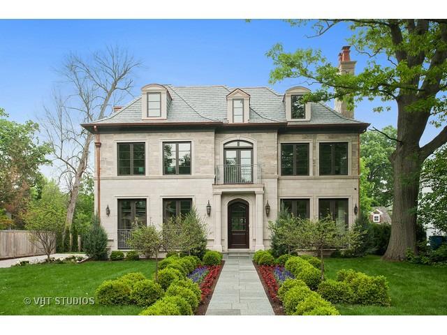 229 Essex Rd., Kenilworth, IL 60043