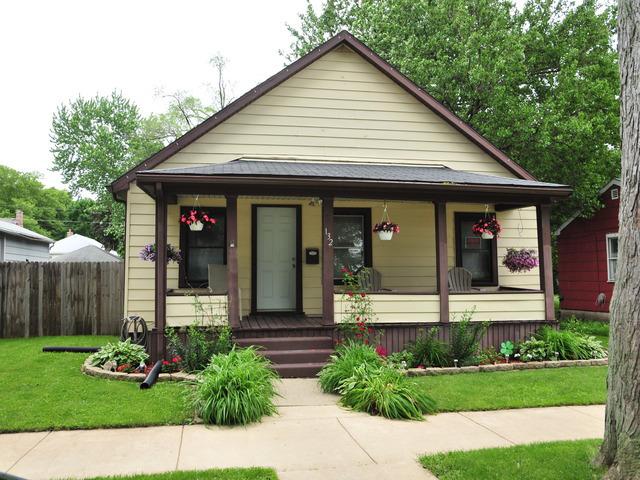 132 N 8th Ave., Kankakee, IL 60901