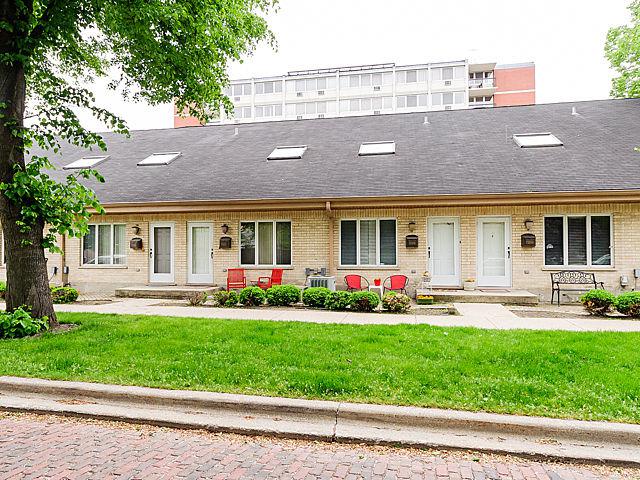 7248 Dixon St. #A, Forest Park, IL 60130