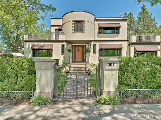 301 W Cossitt Ave., La Grange, IL 60525