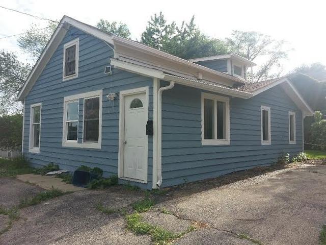 59 S Locust St., Aurora, IL 60506