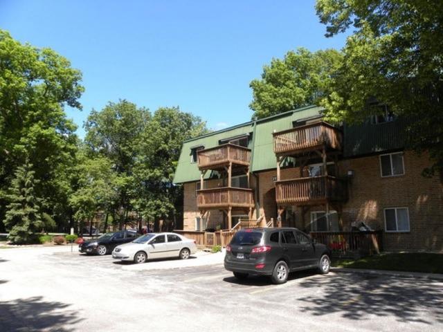 1930 Tall Oaks Dr. #2B, Aurora, IL 60505