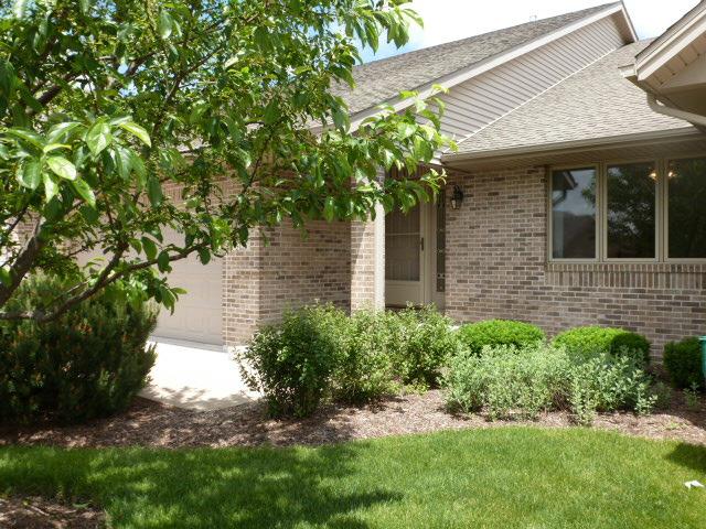 512 Katherine Cir., Dekalb, IL 60115