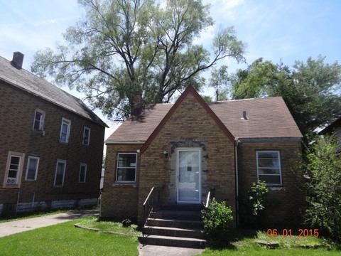 139 155th St., Calumet City, IL 60409