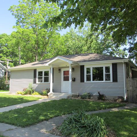 11 Oak St., North Aurora, IL 60542