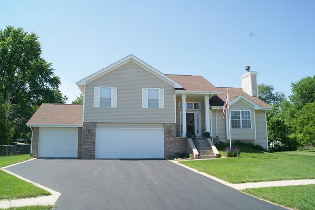 5512 Downing Ct., Roscoe, IL 61073
