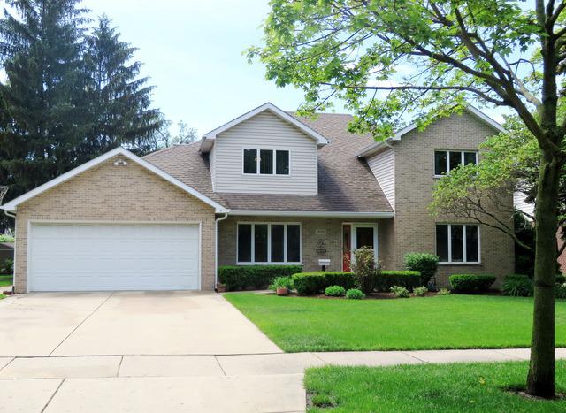 830 S Waiola Ave., La Grange, IL 60525